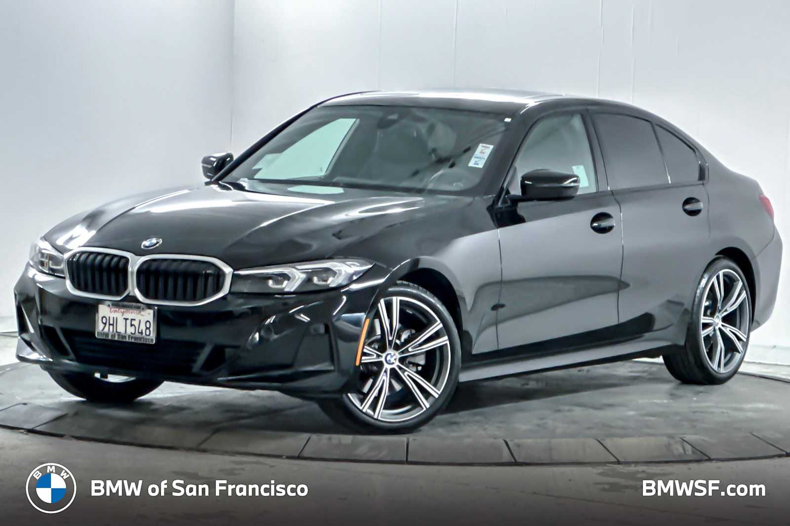 2023 BMW 3 Series 330i's photo