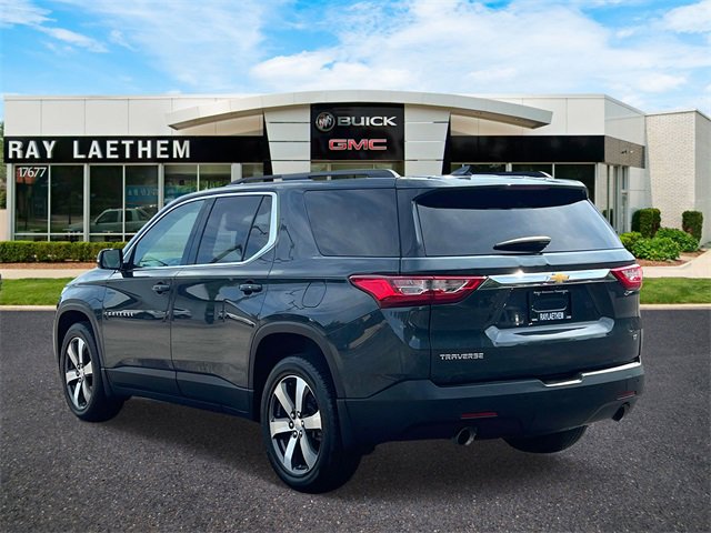 2019 Chevrolet Traverse 3LT photo 2