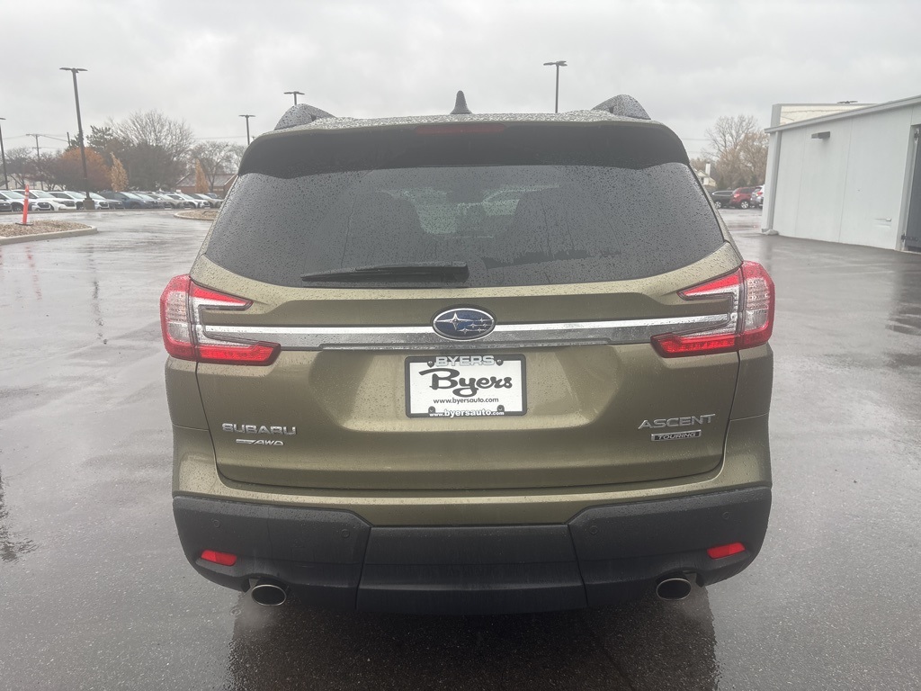 2025 Subaru Ascent Touring photo 4