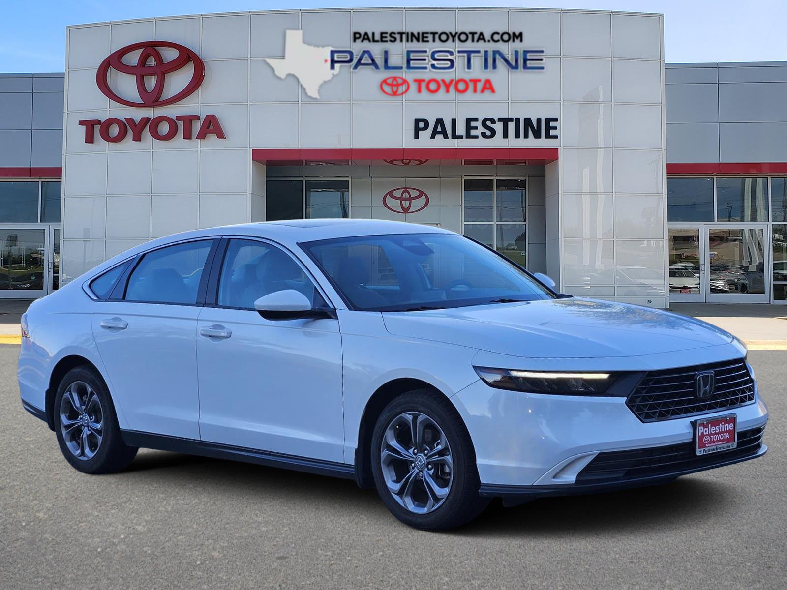 2023 Honda Accord EX's photo