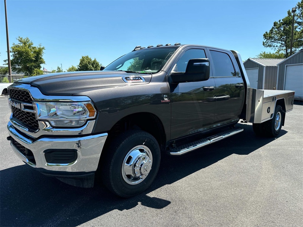 2024 Ram 3500 Tradesman photo 7