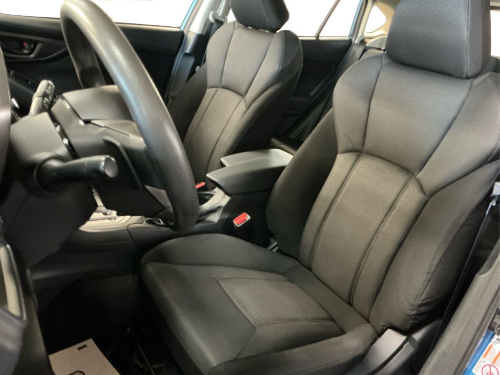 2019 Subaru Impreza Premium photo 19