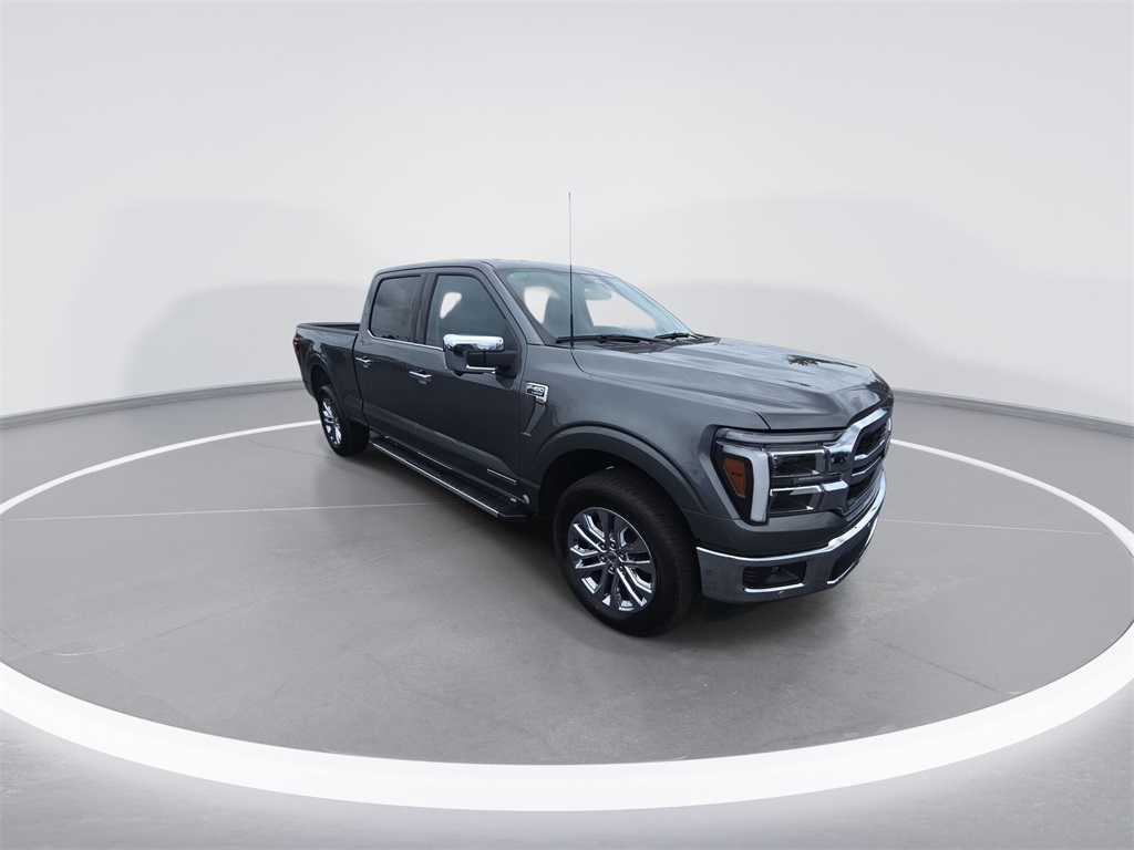 2025 Ford F-150 Lariat photo 2