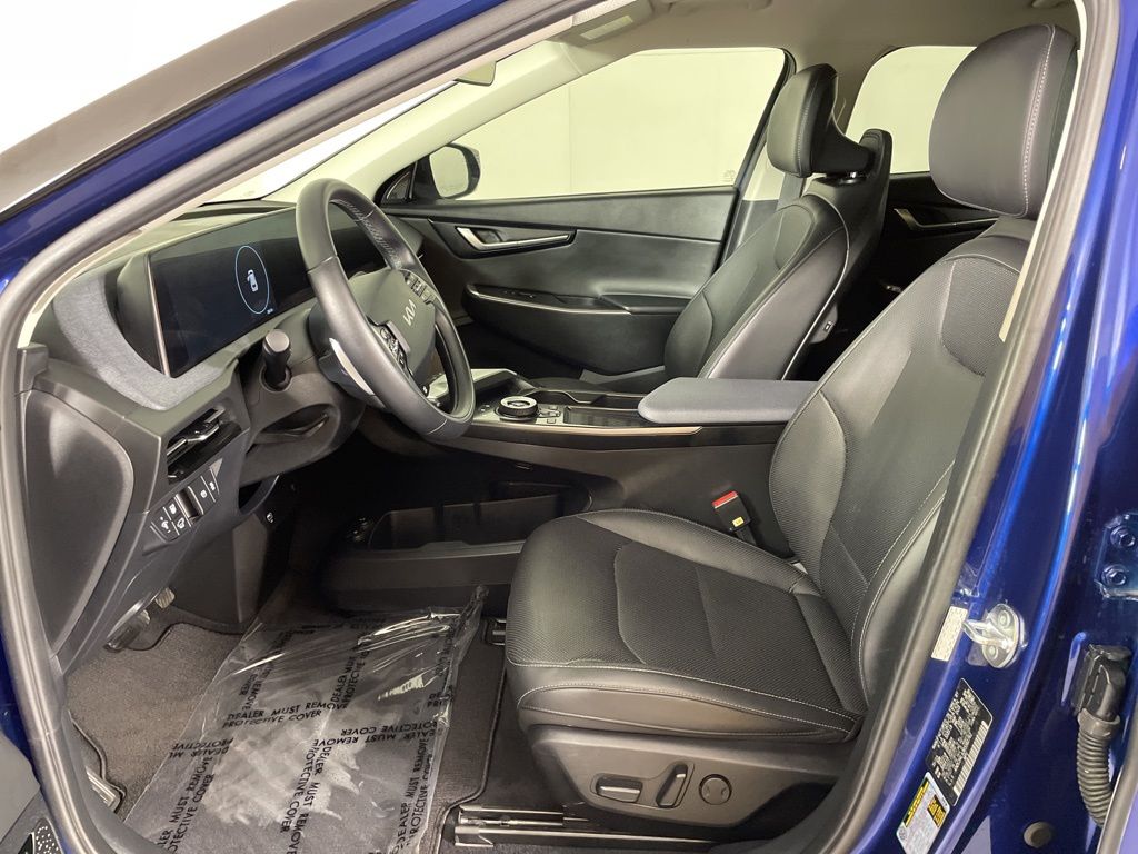 2024 Kia EV6 Wind photo 18