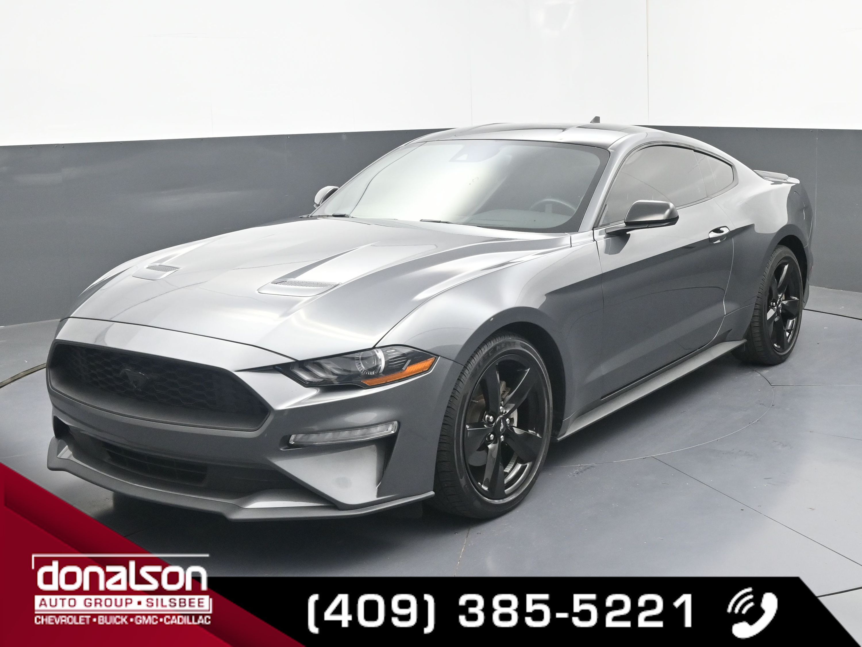 2023 Ford Mustang EcoBoost photo 4