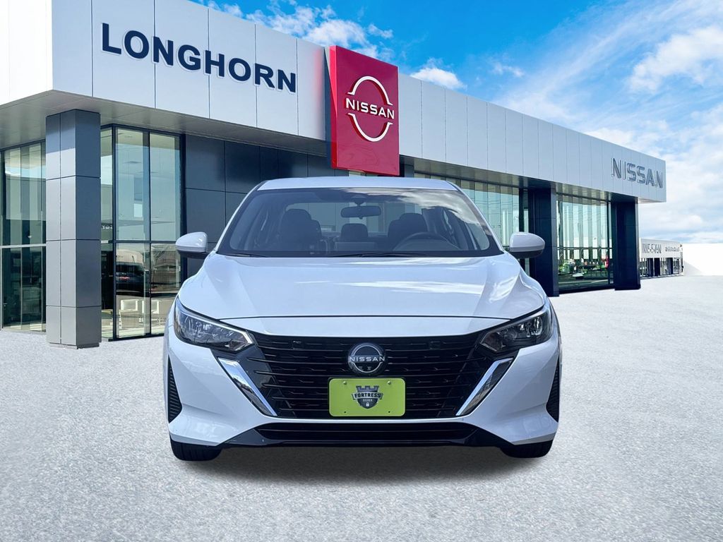 2025 Nissan Sentra SV photo 4