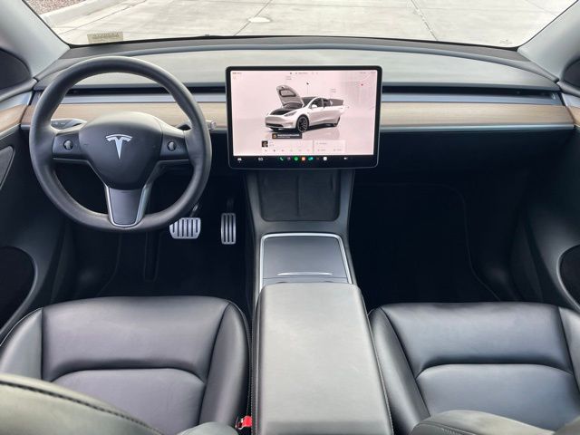 2023 Tesla Model Y Performance photo 3