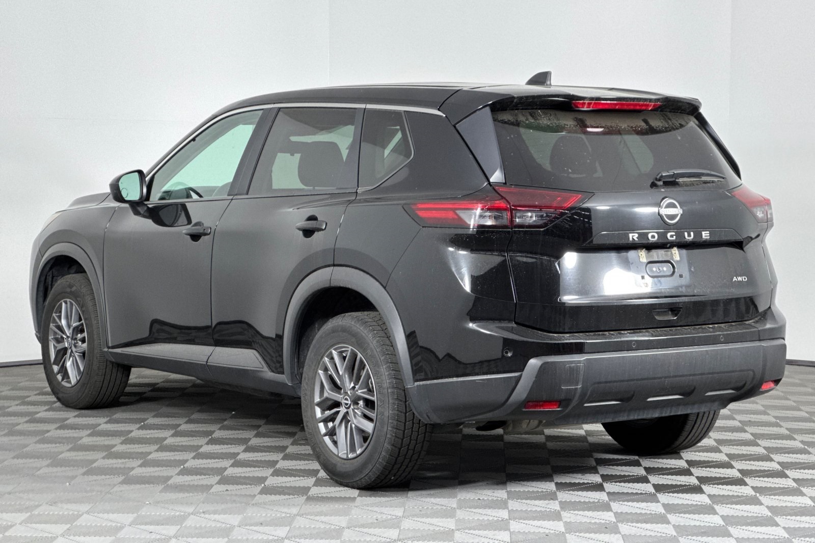 2024 Nissan Rogue S photo 5