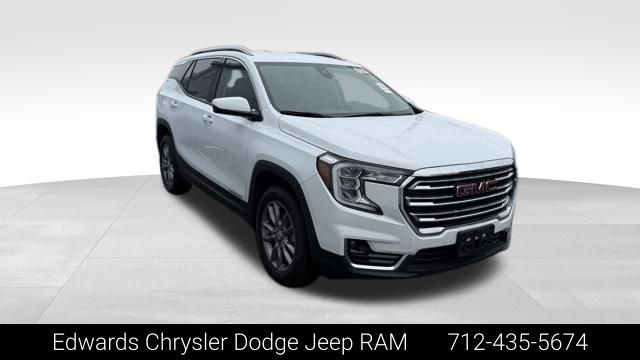 2024 GMC Terrain SLT's photo