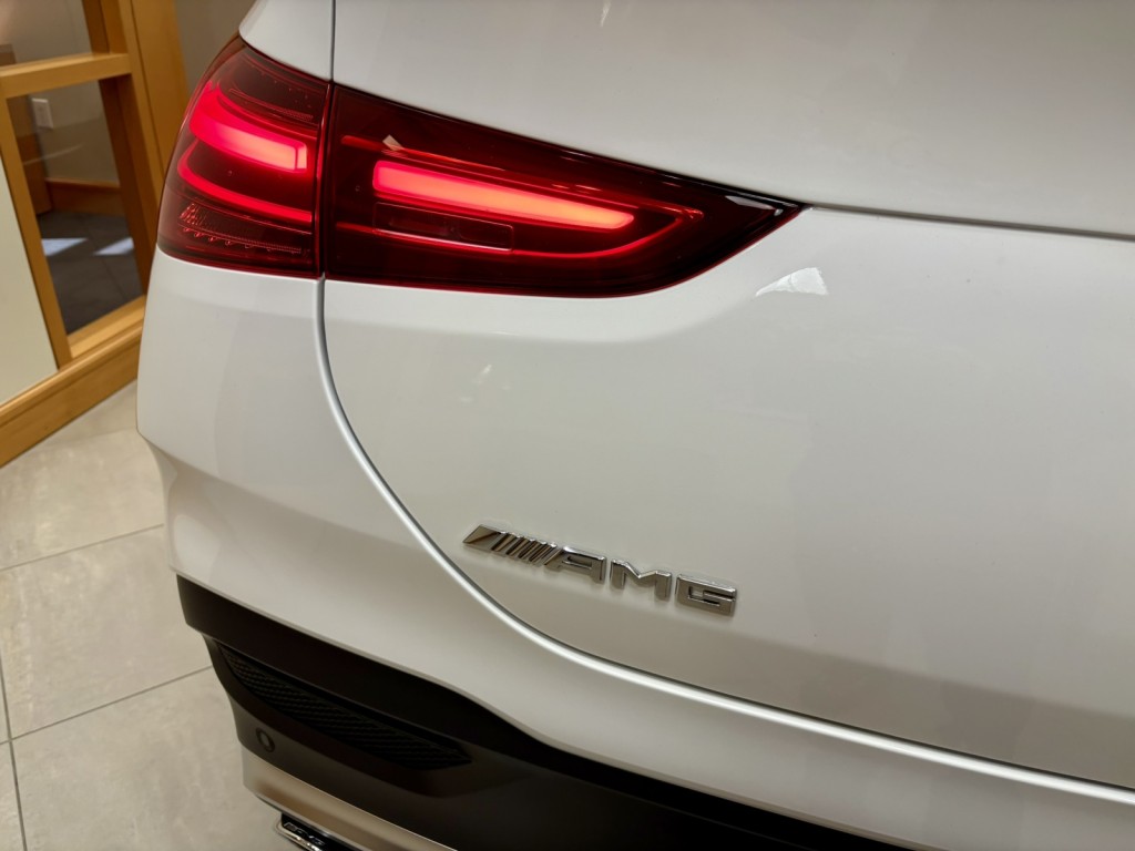 2026 Mercedes Benz GLE AMG 53 4MATIC photo 3