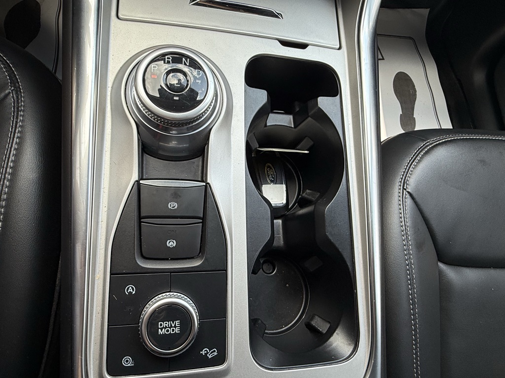 2023 Ford Explorer XLT photo 22