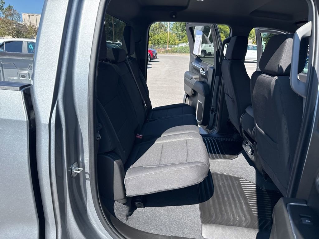 2024 Chevrolet Silverado 1500 LT photo 14