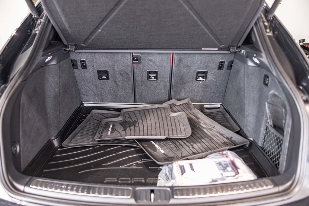 2023 PORSCHE MACAN - Image 15