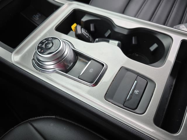 2023 Ford Edge SEL photo 20