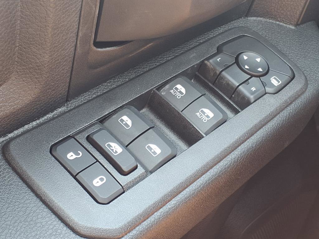 2026 Ram 2500 Tradesman photo 11