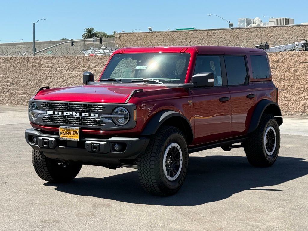 2025 Ford Bronco Badlands photo 6