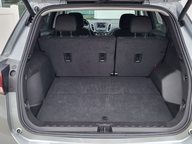 2024 Chevrolet Equinox LT photo 4