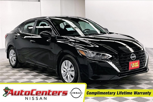 2025 Nissan Sentra S's photo