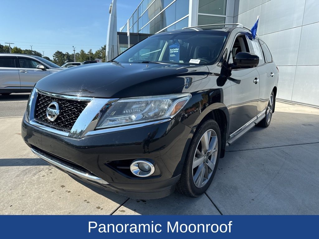 2016 Nissan Pathfinder Platinum photo 4