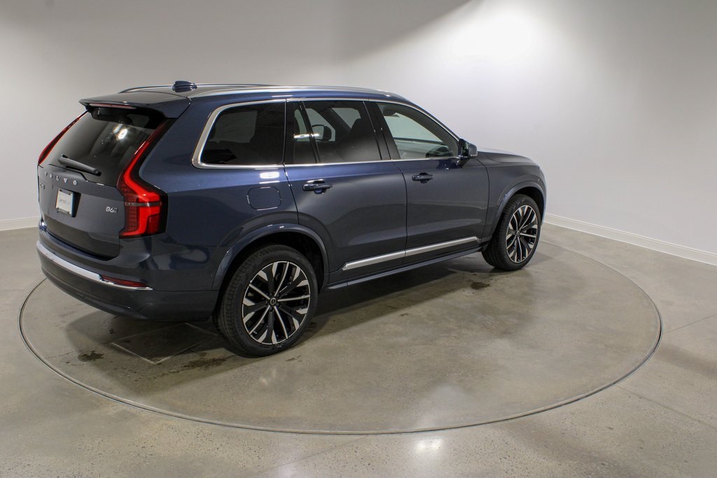 2026 Volvo XC90 Plus photo 4