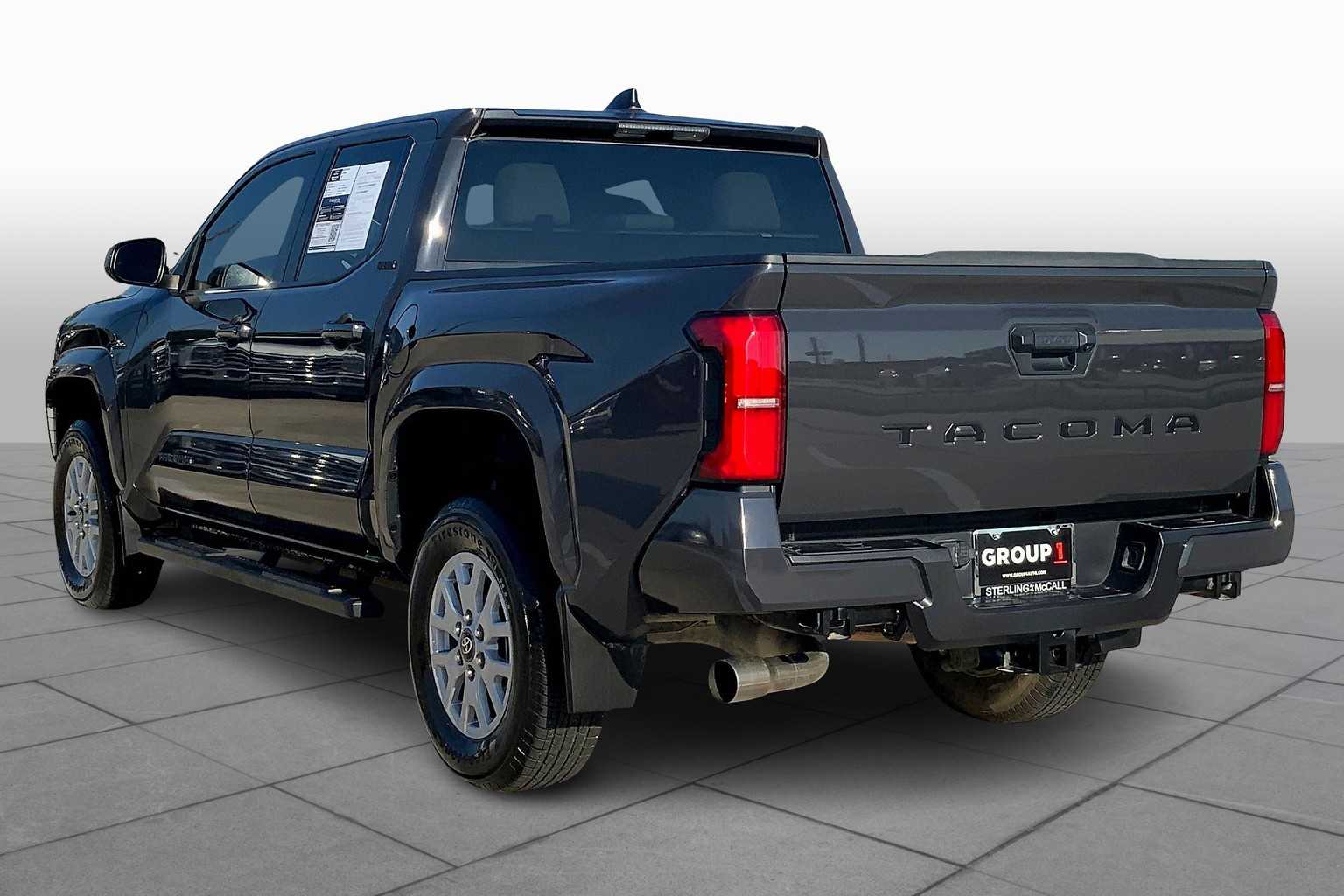 2024 Toyota Tacoma SR5 photo 11