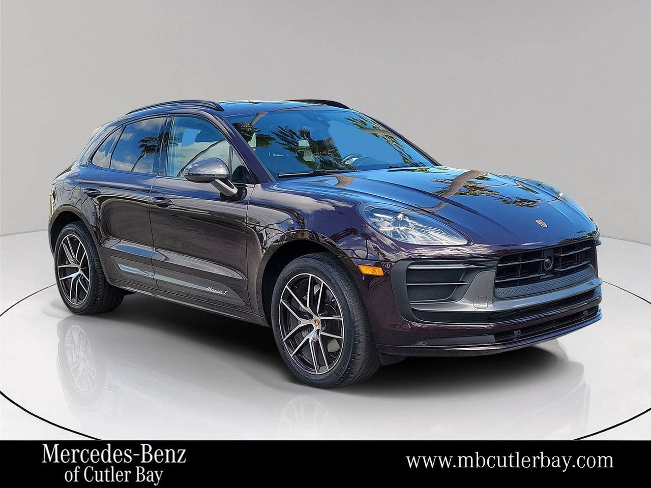 2023 Porsche Macan T