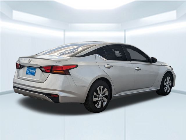 2024 Nissan Altima 2.5 S photo 4