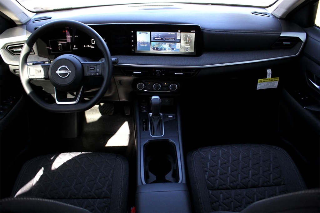 2025 Nissan Kicks SV photo 21