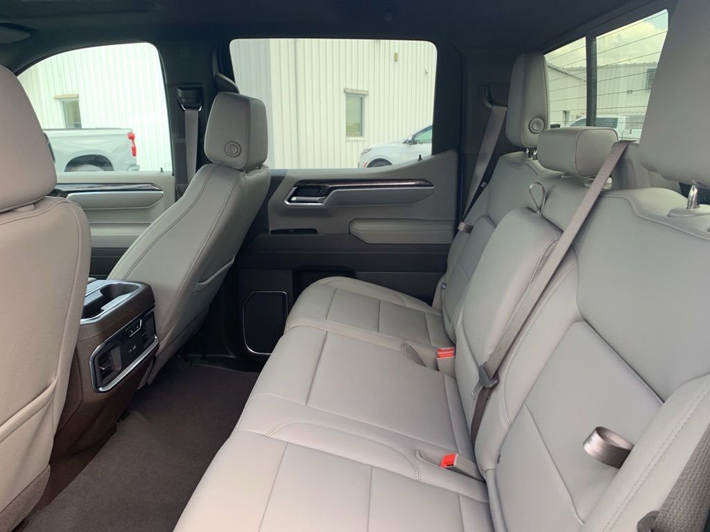 2025 Chevrolet Silverado 1500 LTZ photo 29