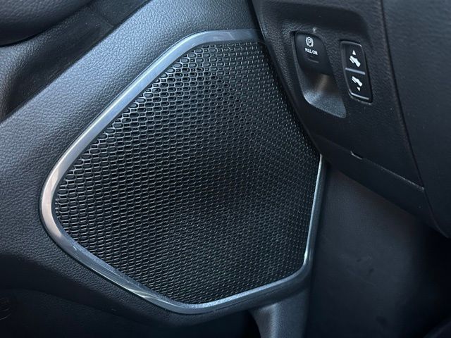 2022 Ram 1500 Laramie photo 18