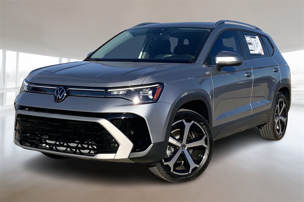 2026 Volkswagen Taos SEL's photo