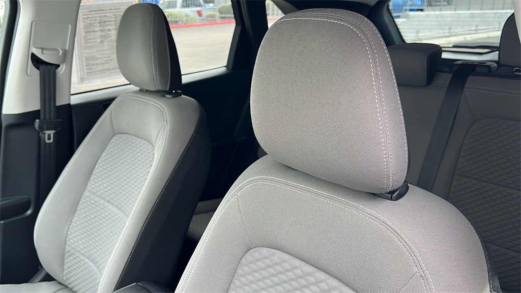 2022 Ford Escape SE photo 11
