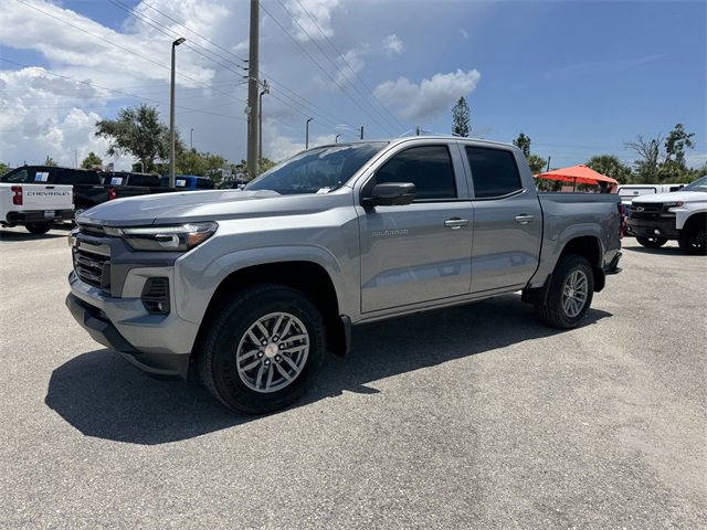 2026 Chevrolet Colorado LT photo 9