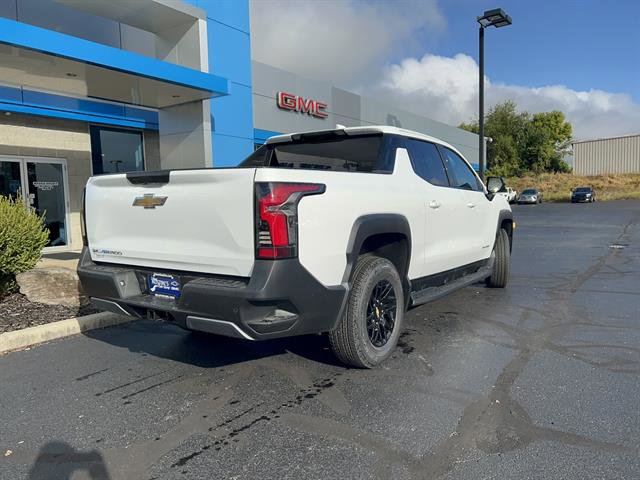 2026 Chevrolet Silverado EV LT photo 6