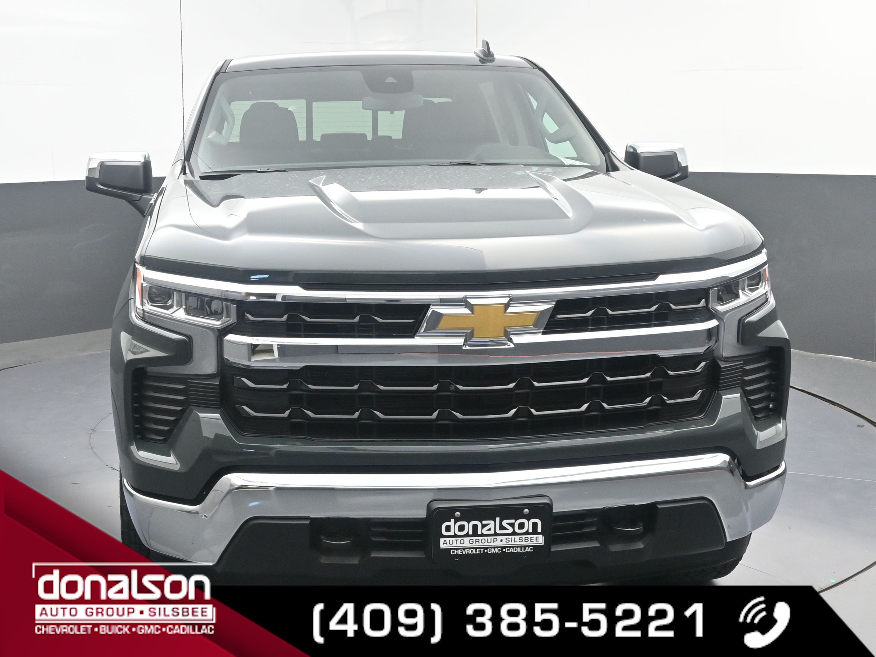 2026 Chevrolet Silverado LT photo 2