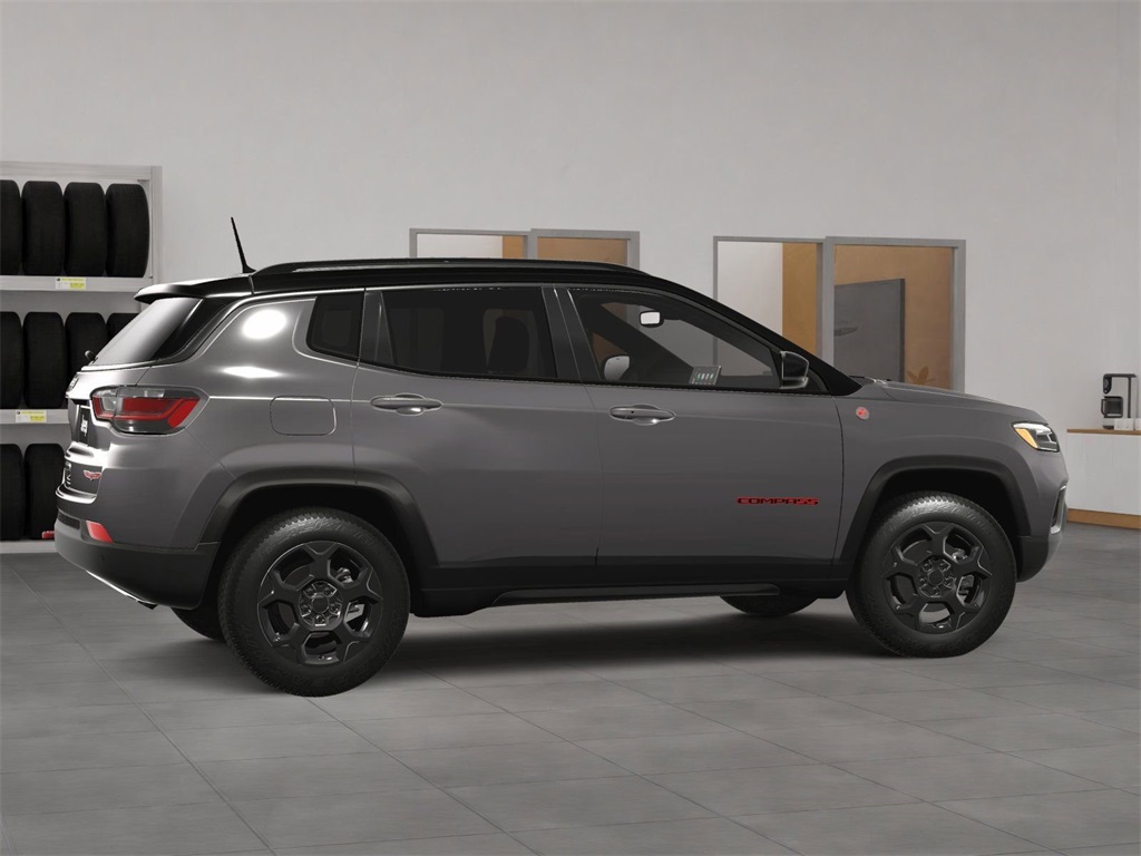 2023 Jeep Compass Trailhawk photo 4