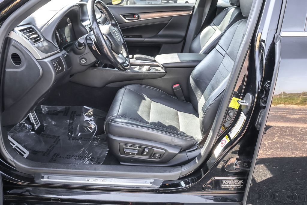 2016 Lexus GS 350 photo 15