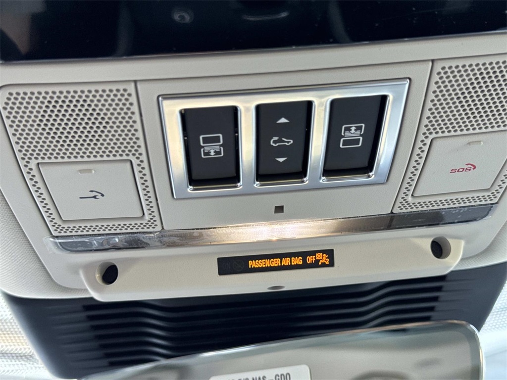 2026 Land Rover Discovery photo 23