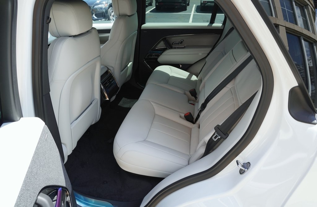 2025 LAND ROVER RANGE ROVER SPORT - Image 25