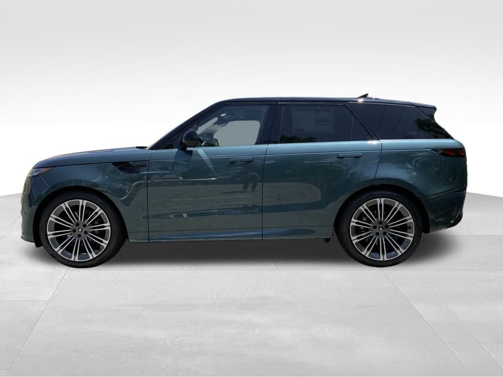 2025 Land Rover Range Rover Sport SE photo 4