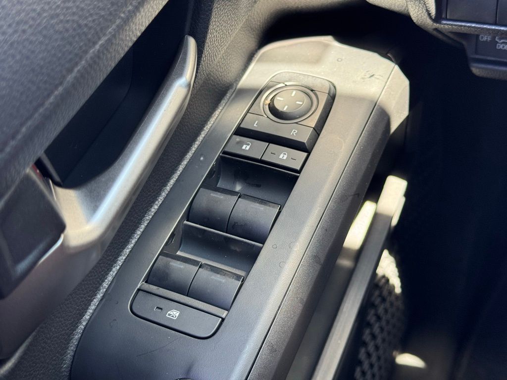 2025 Toyota Tacoma TRD Sport photo 15