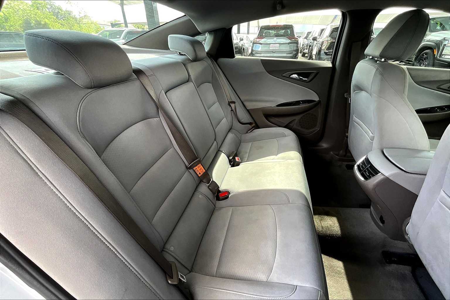 2022 Chevrolet Malibu 1LT photo 14