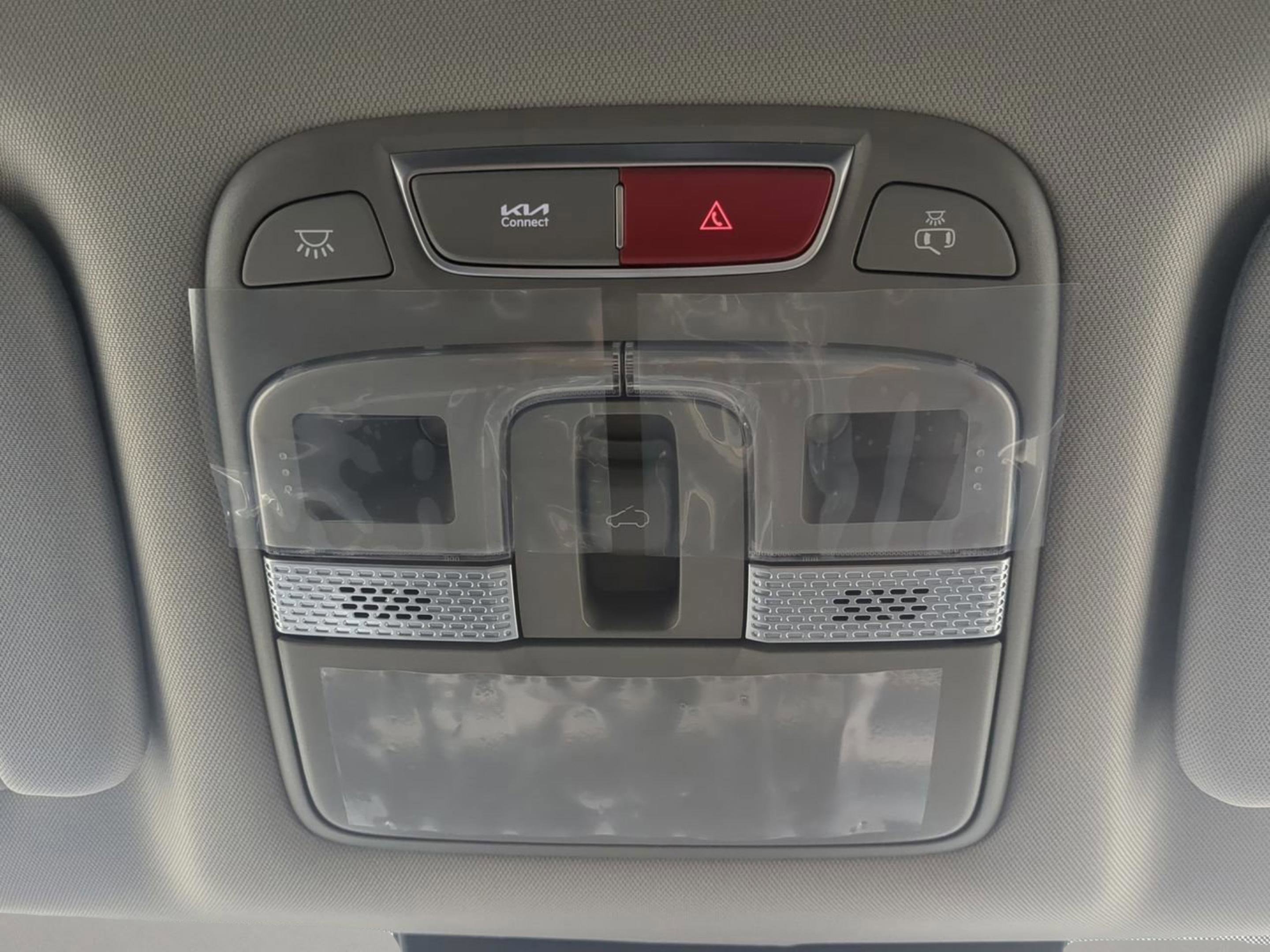 2025 Kia Telluride S photo 18