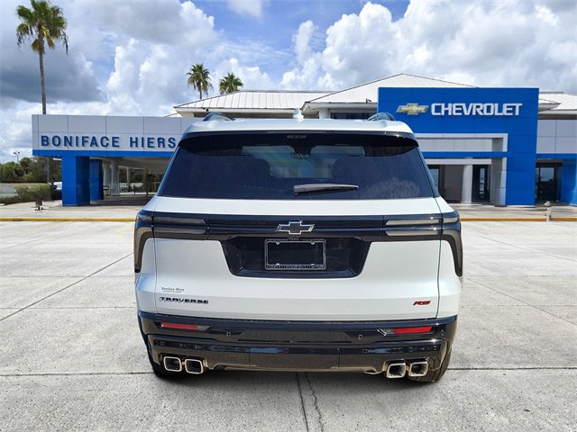 2026 Chevrolet Traverse RS photo 2