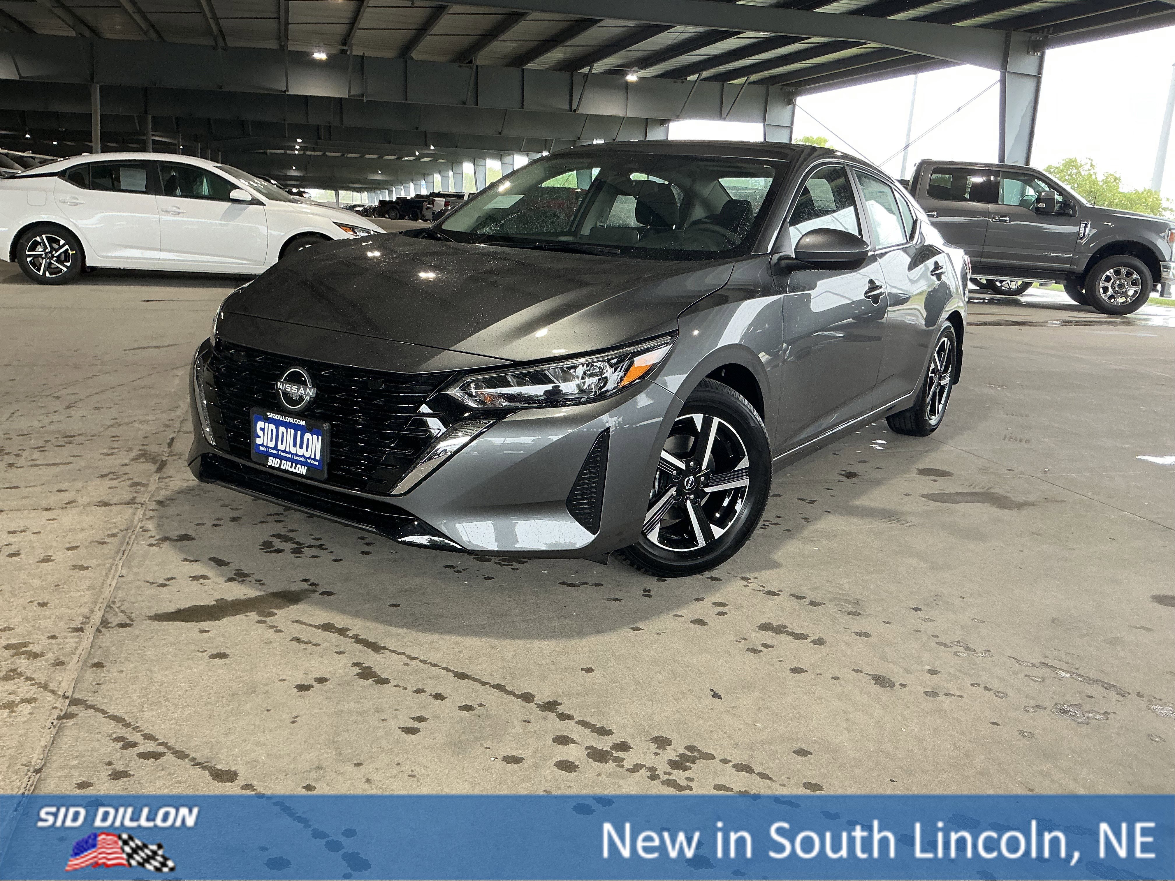 2025 Nissan Sentra SV's photo