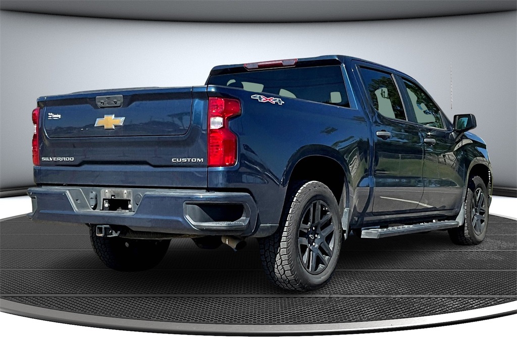 2022 Chevrolet Silverado 1500 Custom photo 6