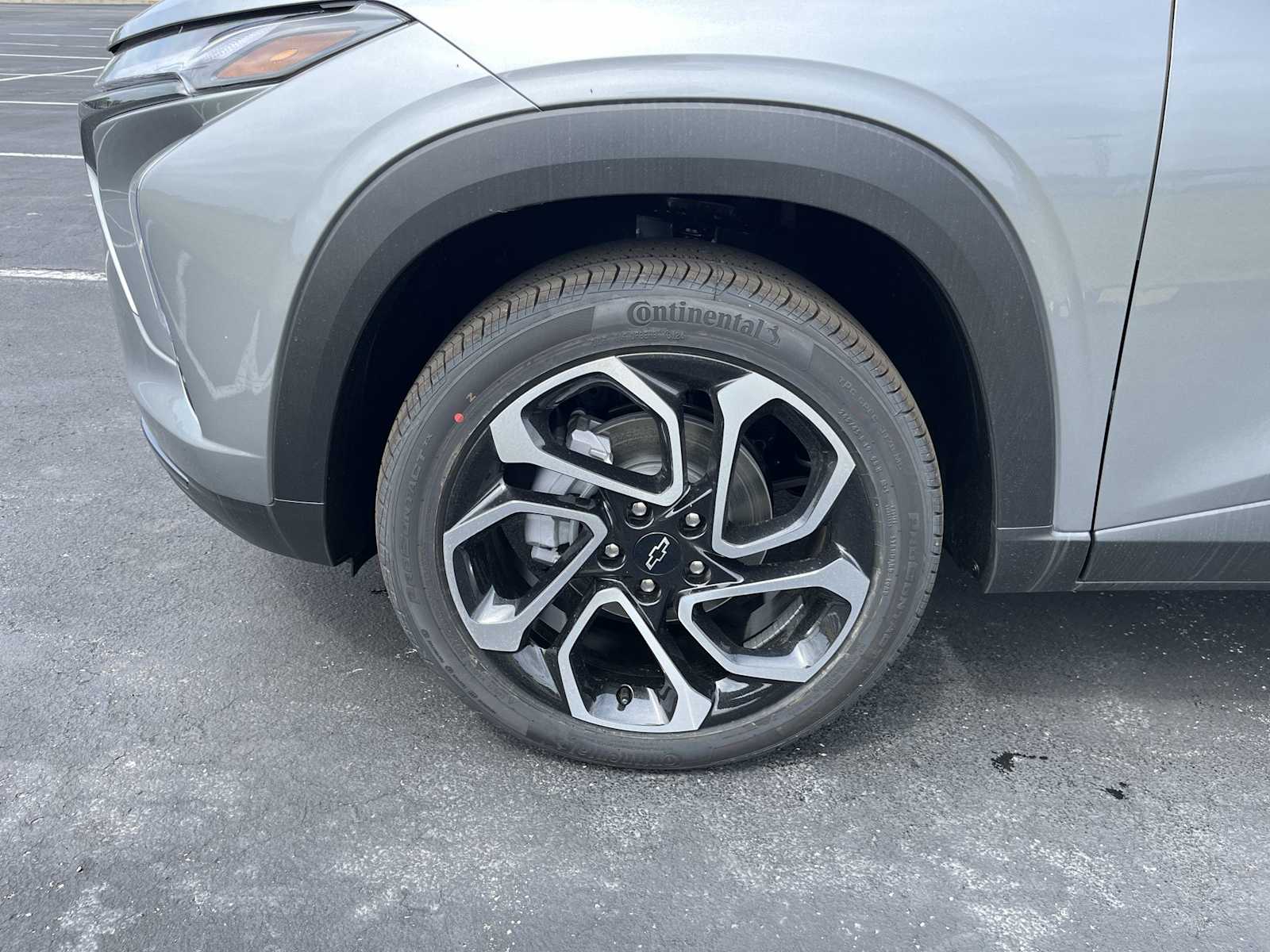 2025 Chevrolet Trax photo 10