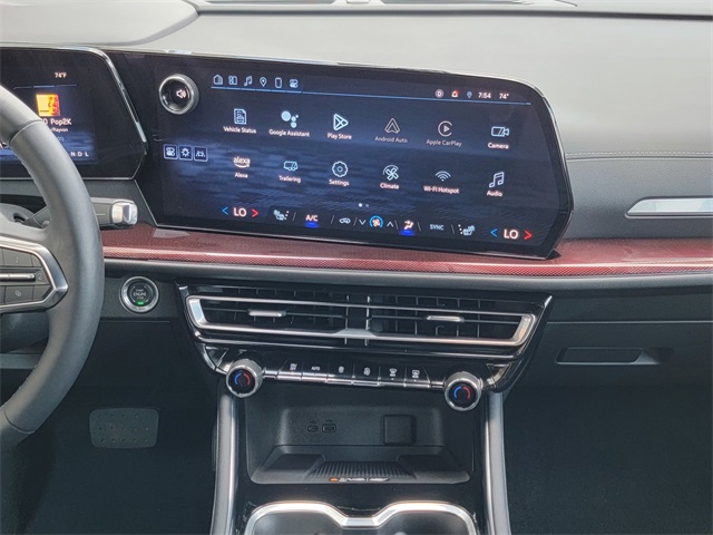 2024 Chevrolet Traverse Z71 photo 16