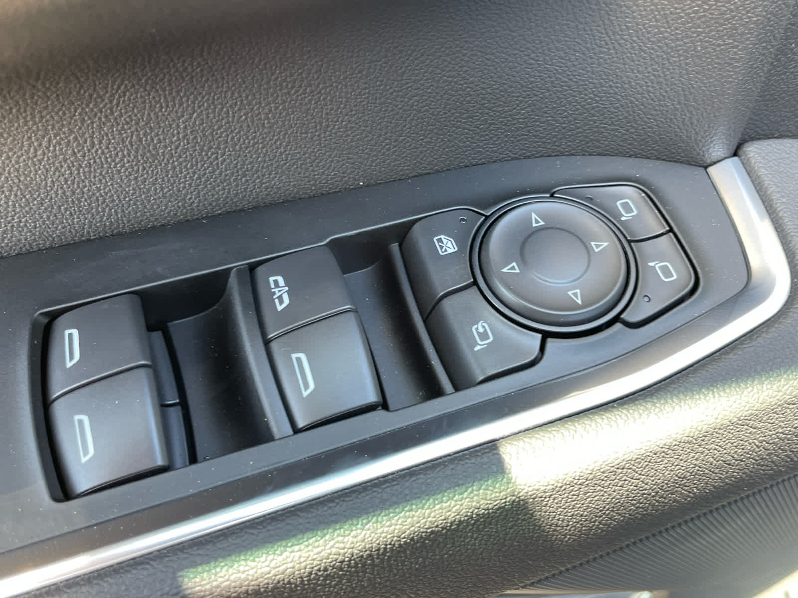 2026 Chevrolet Silverado 2500HD LT photo 27