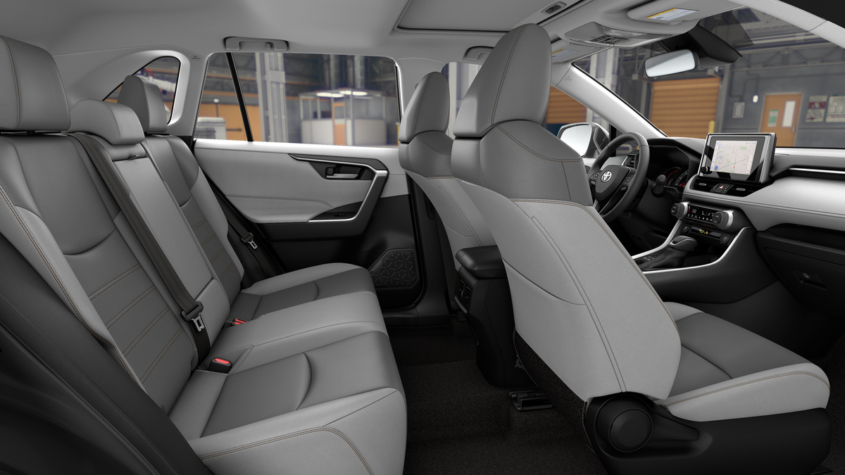 2025 Toyota RAV4 XLE Premium photo 19
